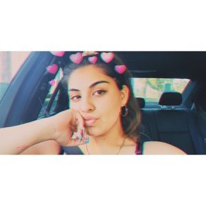 Meet your Posher, Maribel